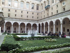 2012-10-27 BPL Courtyard Boston Public Library courtyard dining area